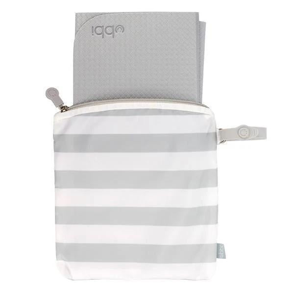 Ubbi On-the-go Changing Mat & Bag