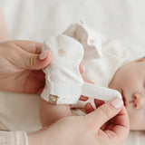 Goumi Mitts No Flip Scratch Mitts